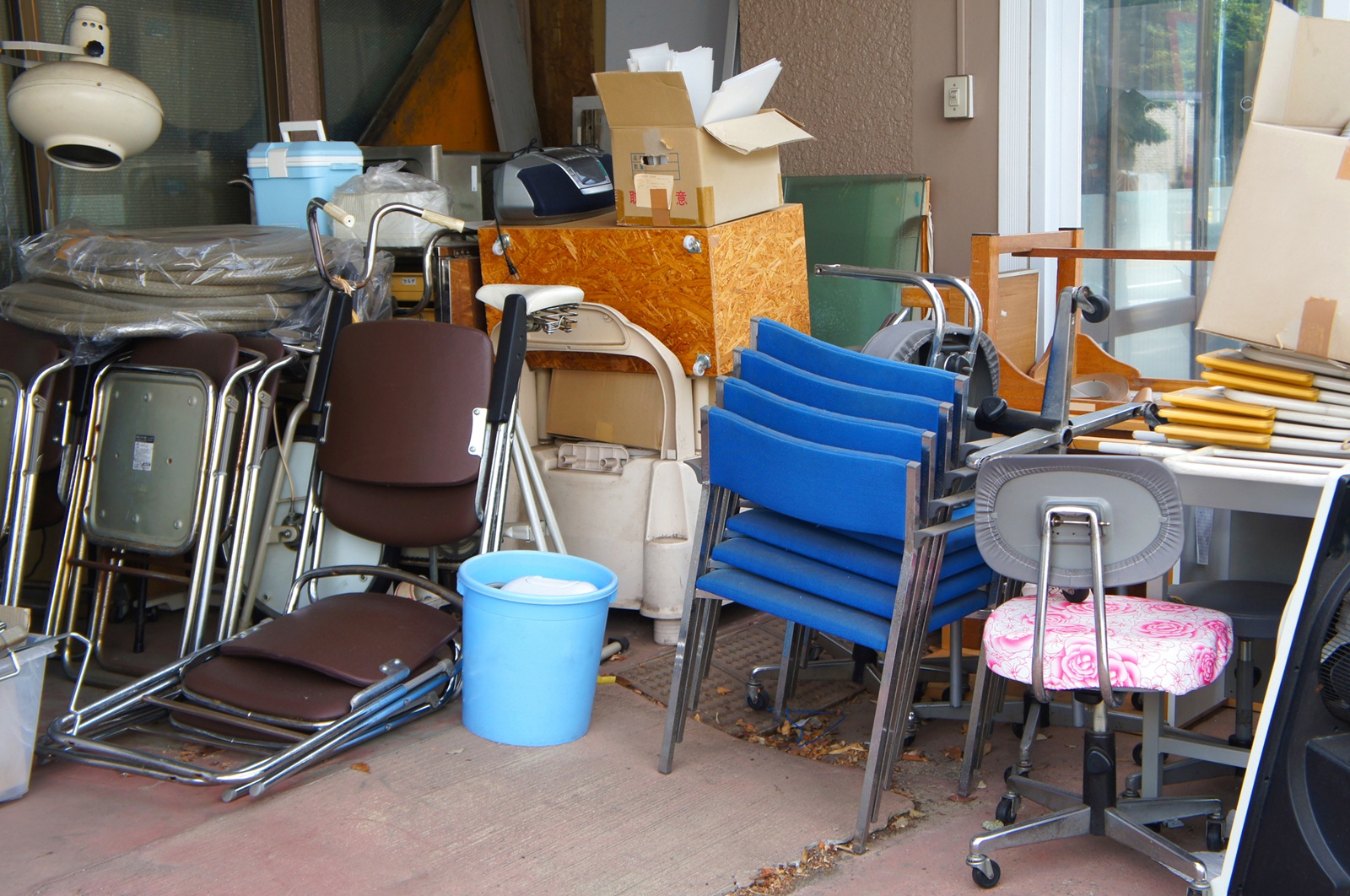 年末の大掃除から発生する廃棄物の対応はACPグループへ